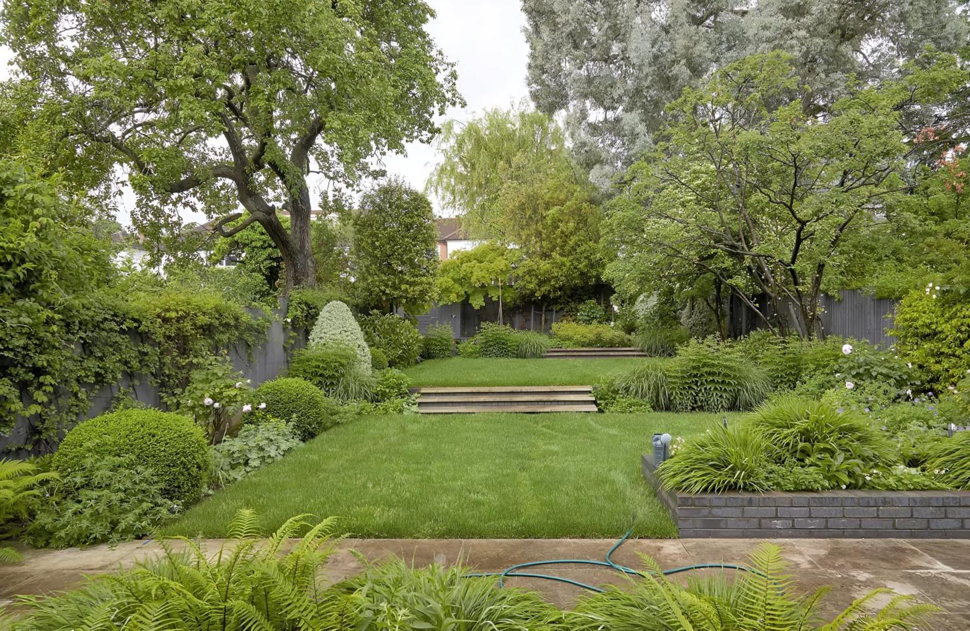 Appartamento Unwind In Style 2Br With Cozy Backyard For Groups Londra Esterno foto
